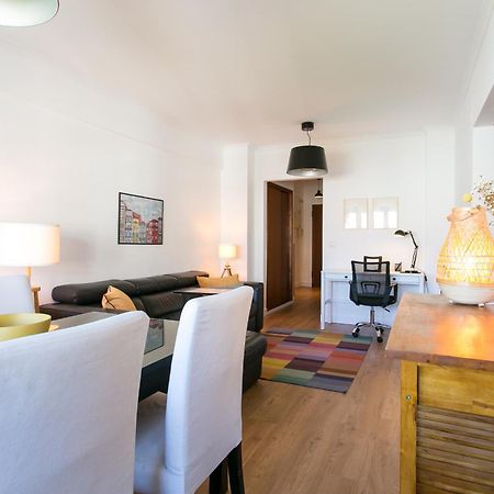 Apartamento Central E Confortavel Junto Ao Bairro Da Graca リスボン エクステリア 写真