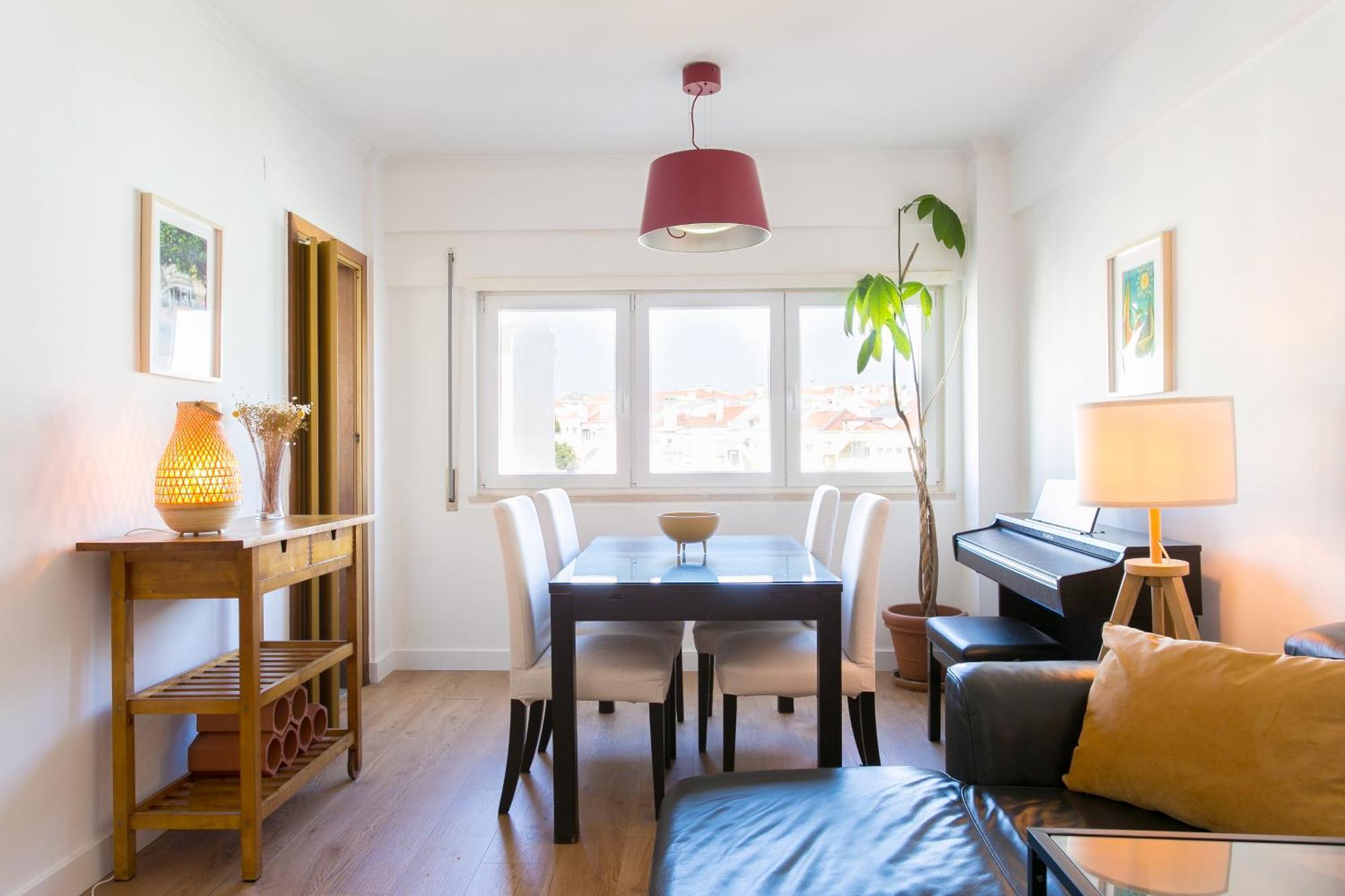 Apartamento Central E Confortavel Junto Ao Bairro Da Graca リスボン エクステリア 写真