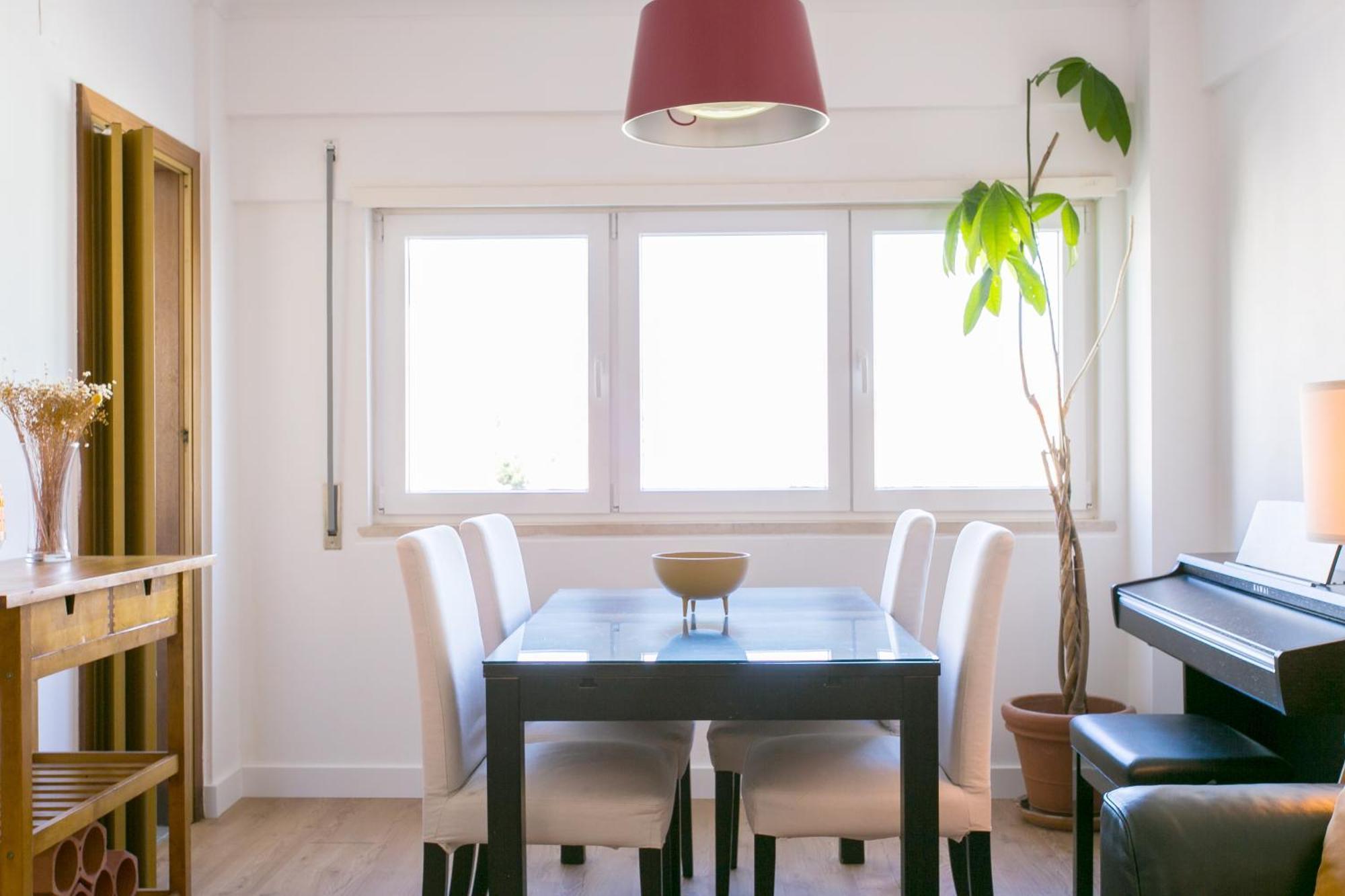 Apartamento Central E Confortavel Junto Ao Bairro Da Graca リスボン エクステリア 写真