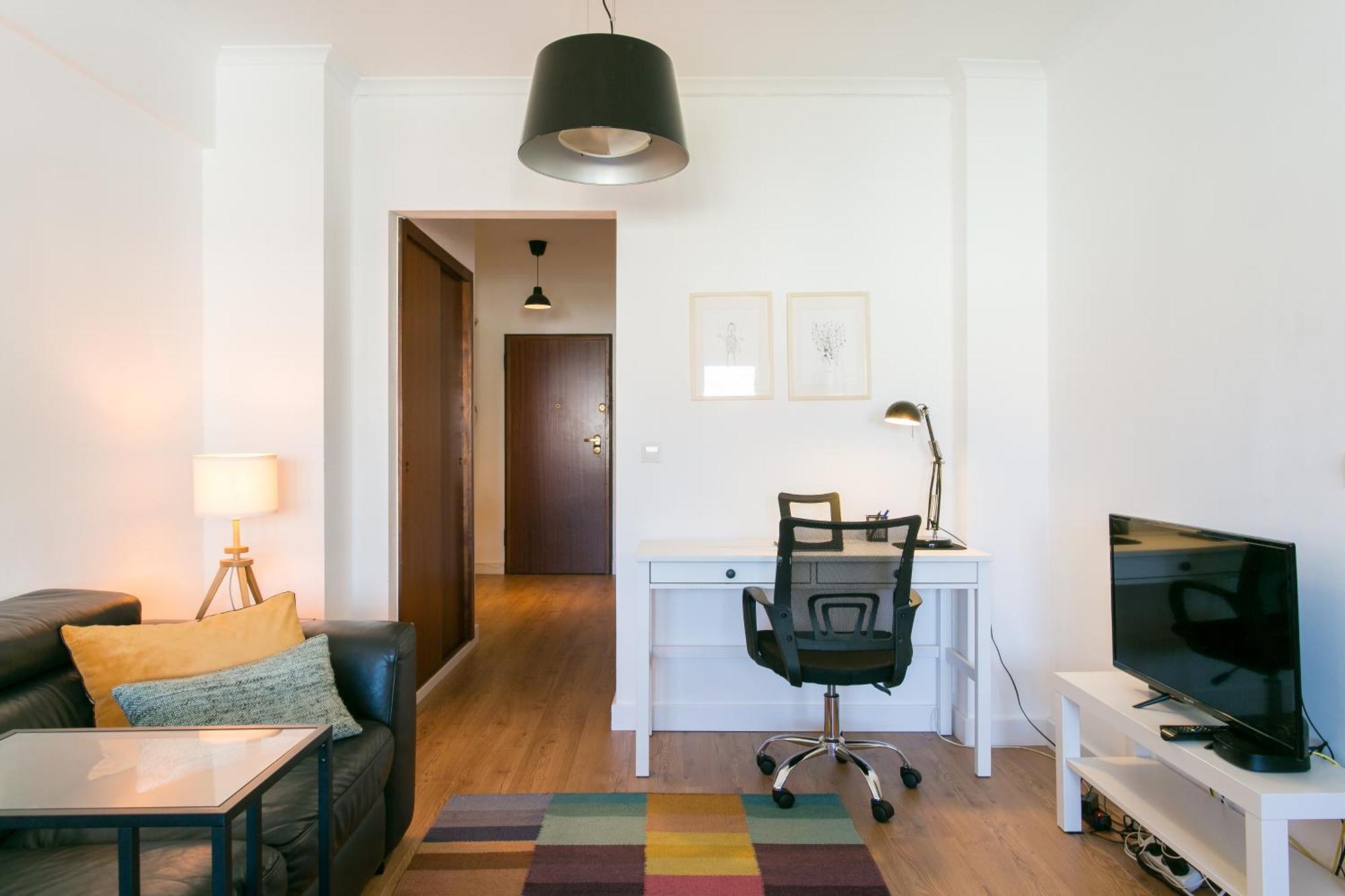 Apartamento Central E Confortavel Junto Ao Bairro Da Graca リスボン エクステリア 写真