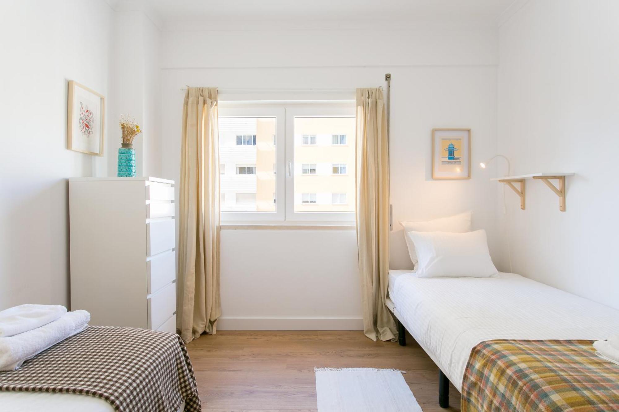 Apartamento Central E Confortavel Junto Ao Bairro Da Graca リスボン エクステリア 写真