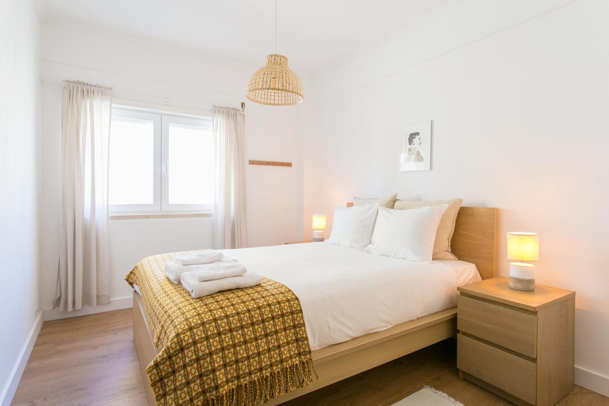 Apartamento Central E Confortavel Junto Ao Bairro Da Graca リスボン エクステリア 写真